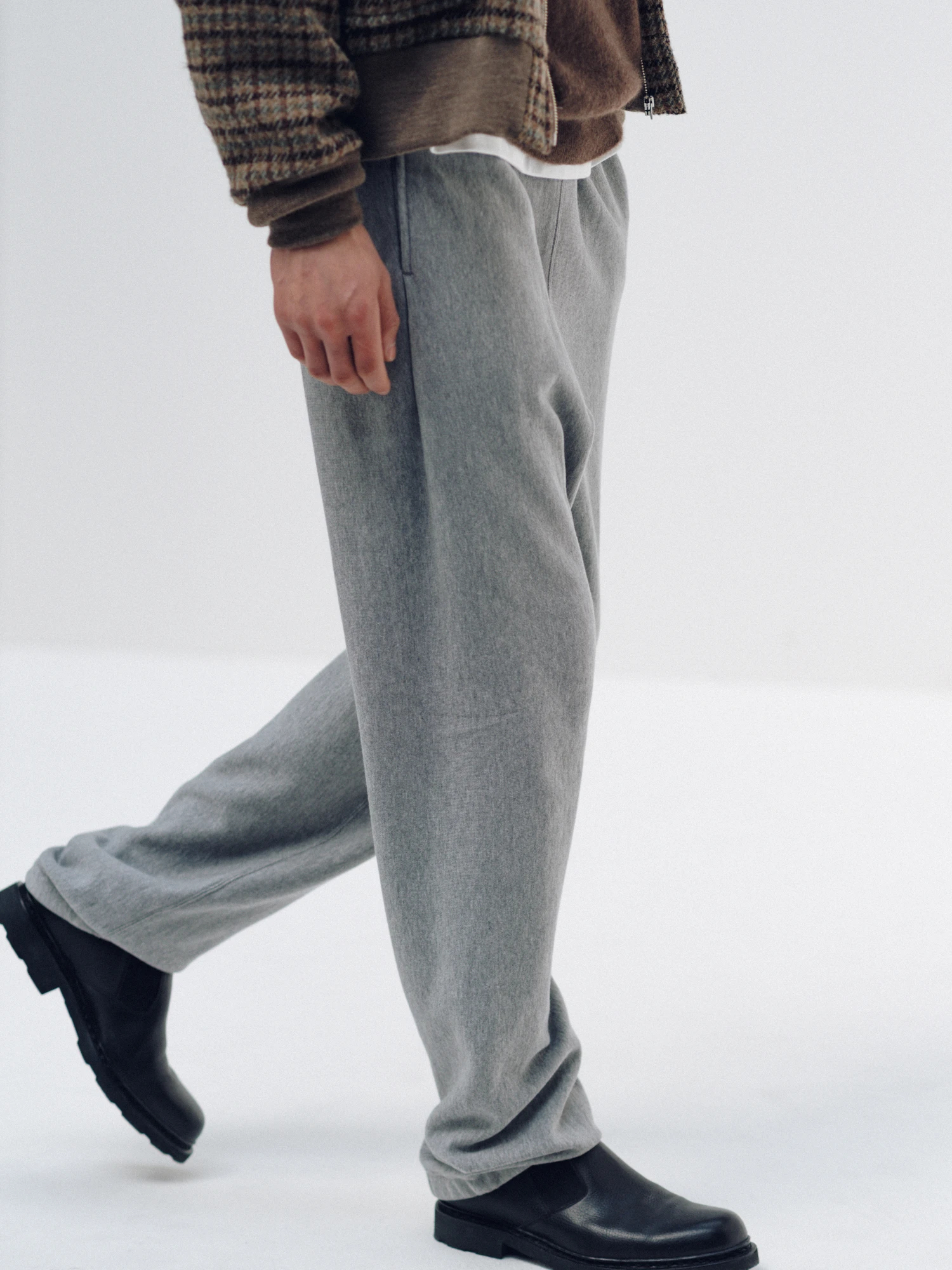 Suvin Sweat Pants | BOTTOMS | KAPTAIN SUNSHINE ONLINE STORE